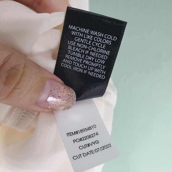 Torrid Womens Powder Blush Chiffon Ruffled Surplice Crop Top Size 0 Large - Picture 6 of 6